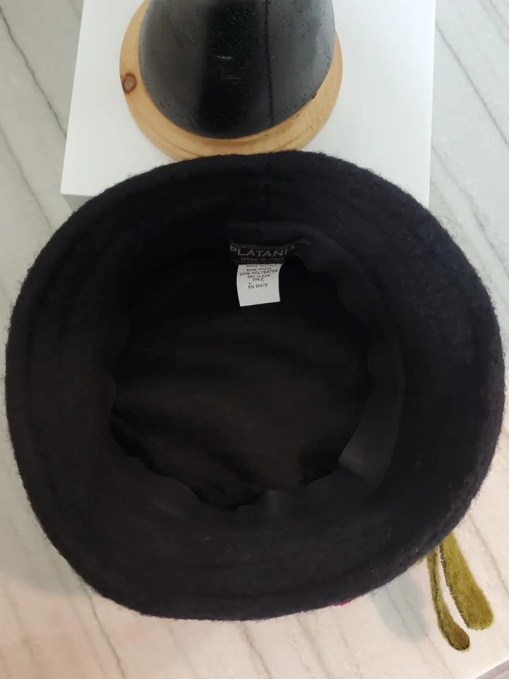 Platania Women’s Wool Blend Flower Rosette Winter Hat. Made in Italy